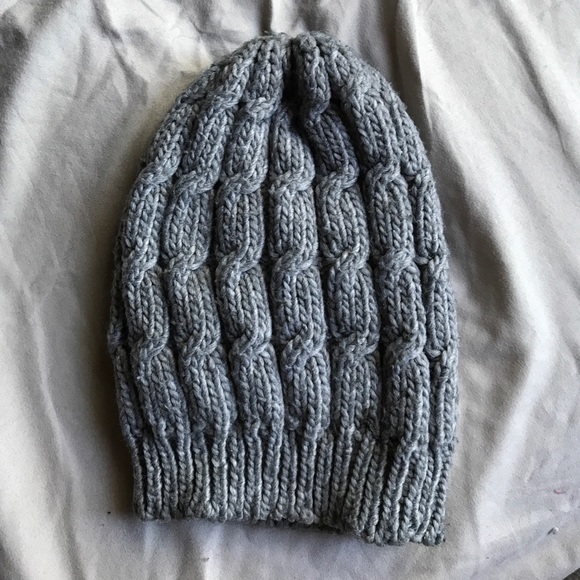 Grey knit beanie - Picture 1 of 1