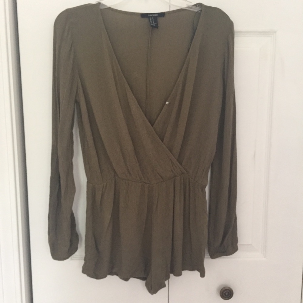 Army green romper