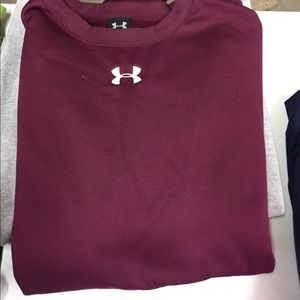 Under Armour sweatshirt. XXL. Maroon color.