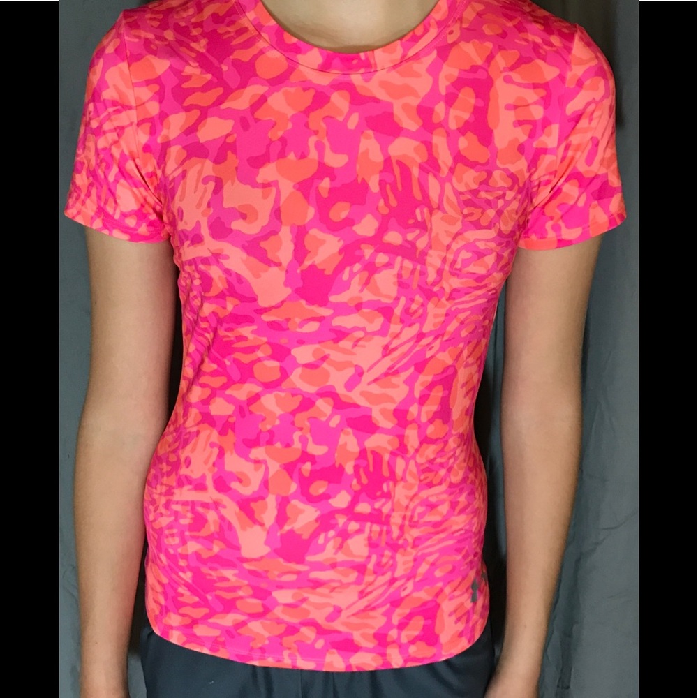 Under Armour T, Sweat Wick Material