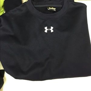 Under Armour XXL.  Navy blue
