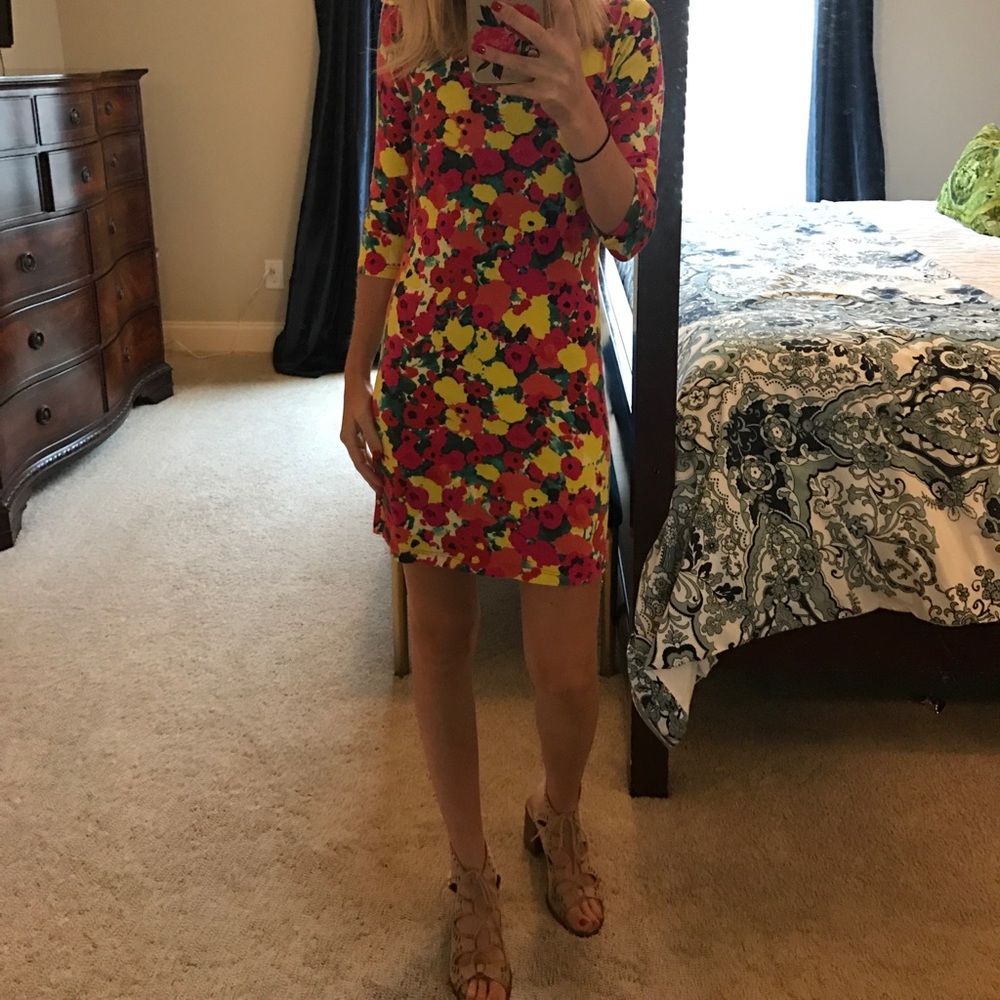 FLORAL MINI QUARTER LENGTH SLEEVE DRESS