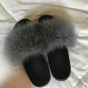 I MAKE CUSTOM FUR SLIDES