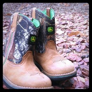 John Deere Wellington Toddler Camo cowboy boots