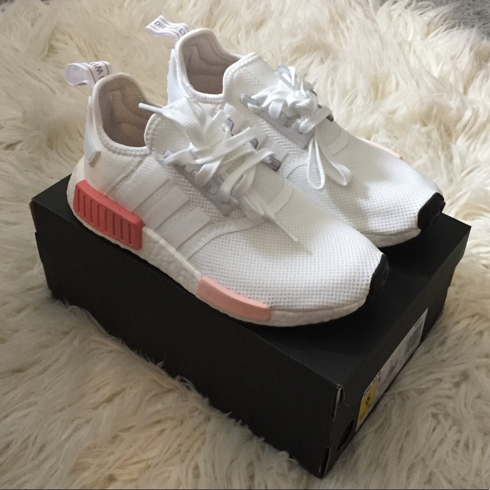 Adidas NMD R1 white/icey pink shoes size 6 NWT!!