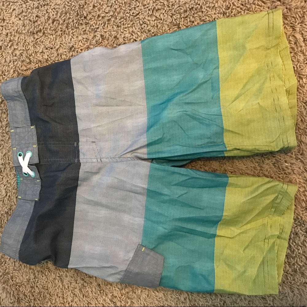 New boys swim trunks