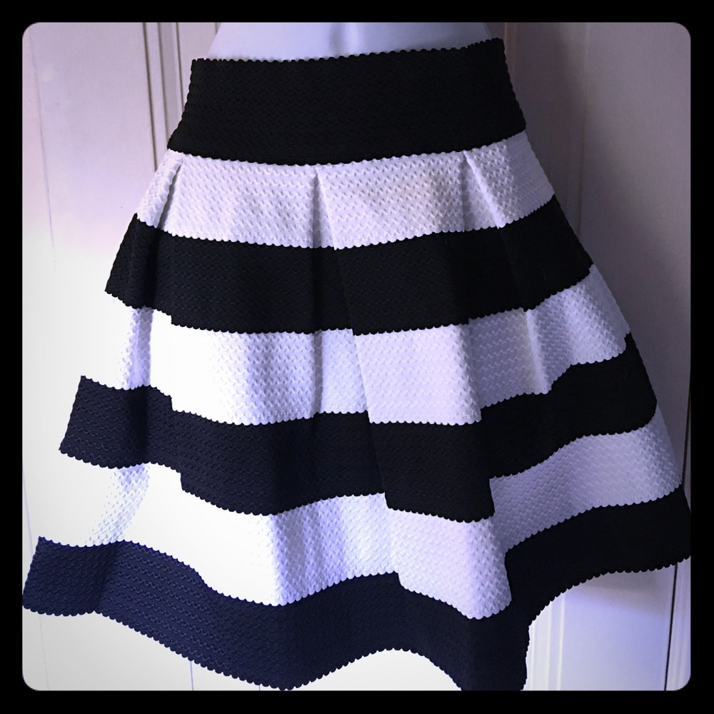 Striped a-line skirt