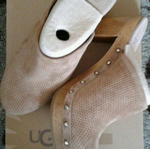 No longer for Sale******************** Authentic UGG Women's Clogs
