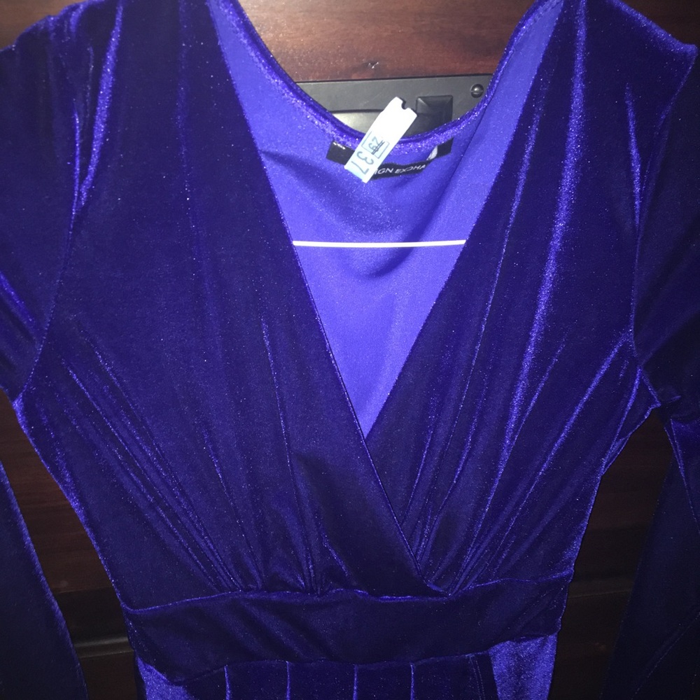 Size small dress .