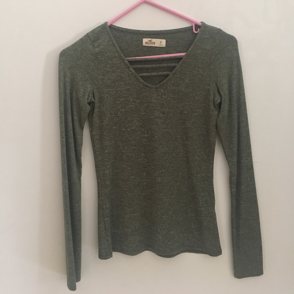 Strappy green long sleeve shirt