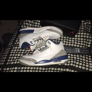 Air Jordan true blue 3s