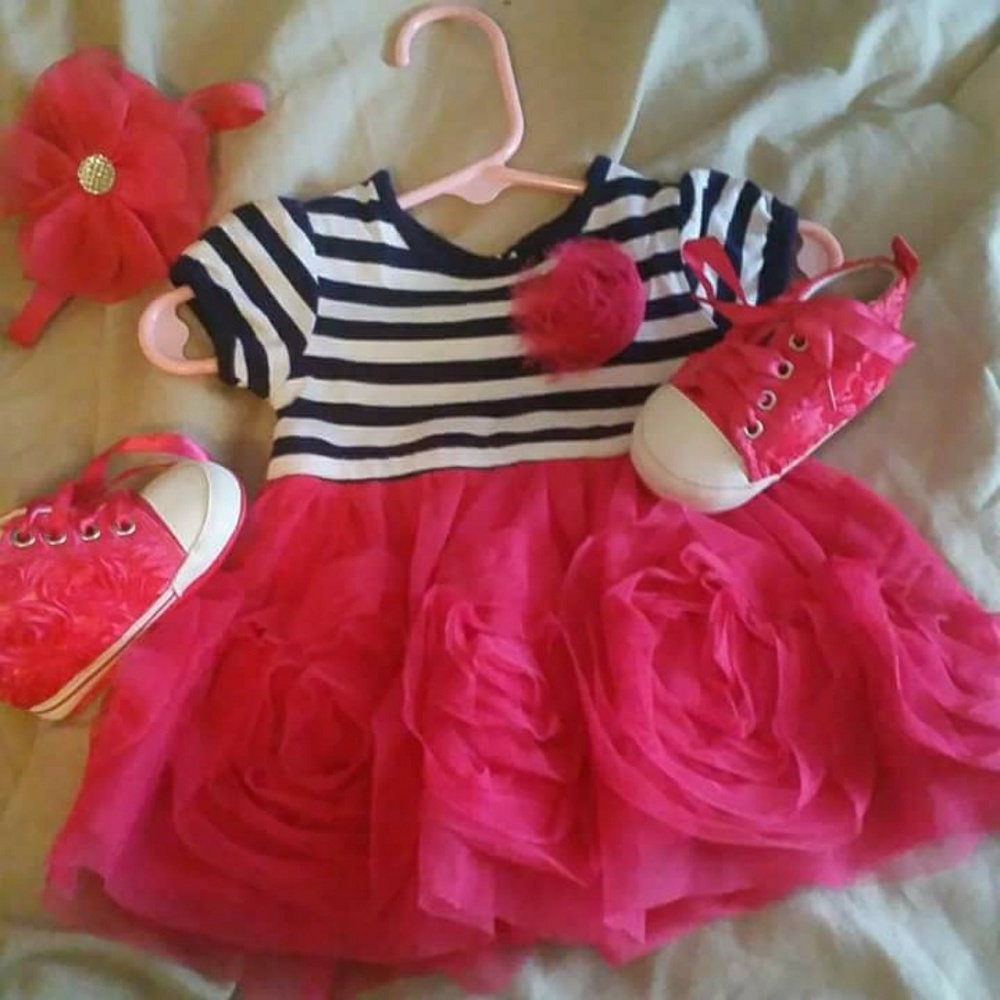 Baby girl complete outfit - Picture 1 of 1