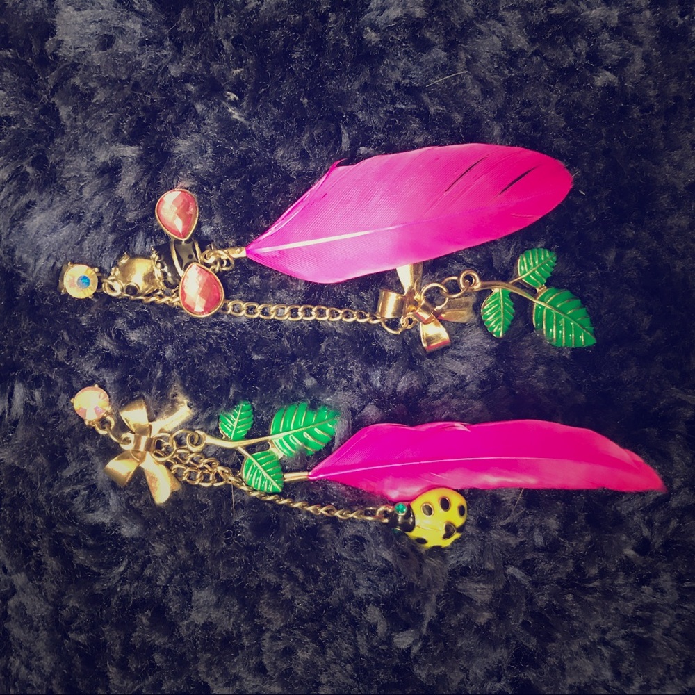 Betsey Johnson chandelier earrings