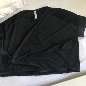Lululemon black shirt