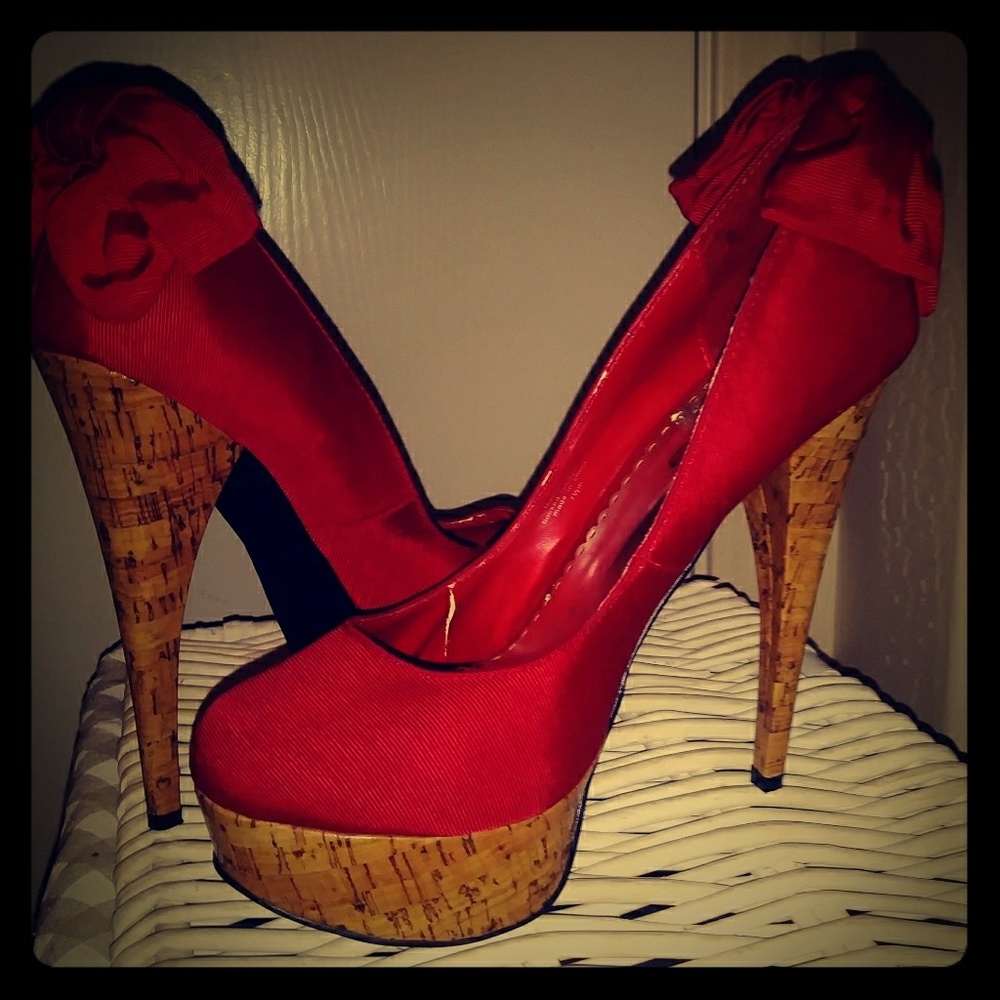 Bebe bow tie heels