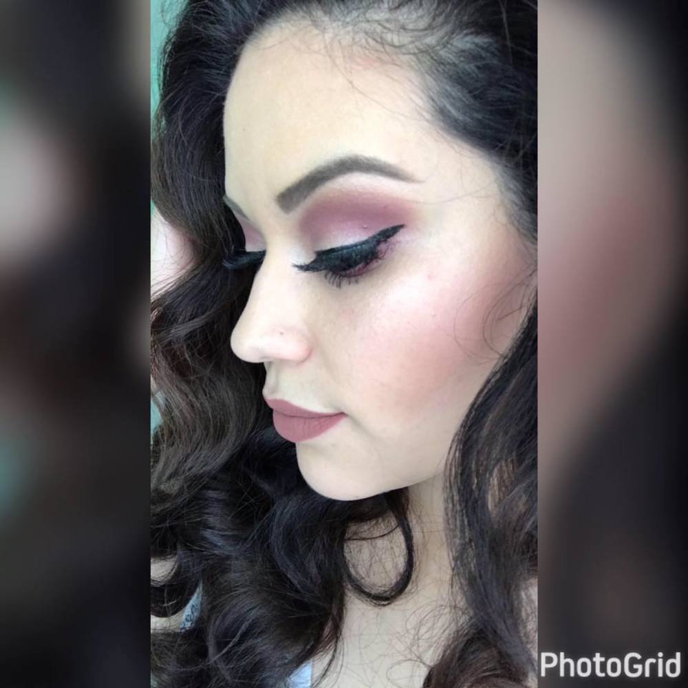 Meet your Posher, Alejandra