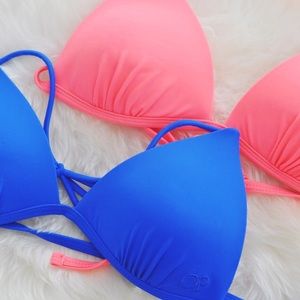 Set of 2 Triangle Bikini Tops