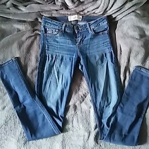 Hollister jeans size 5