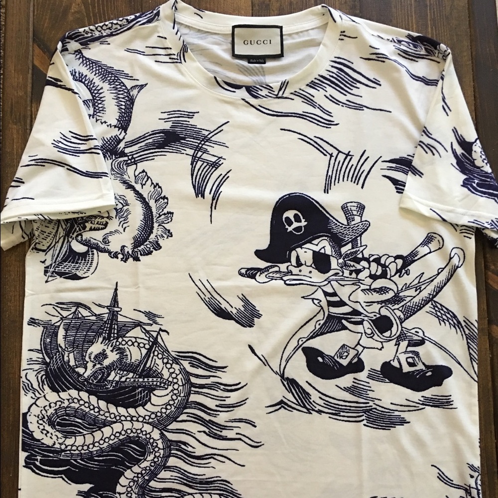 Gucci Donald Duck Shipwrecked tee size Large men