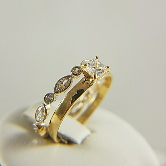 Jewelry - 2pc set 14k Yellow Gold 0.25ct Center Stone