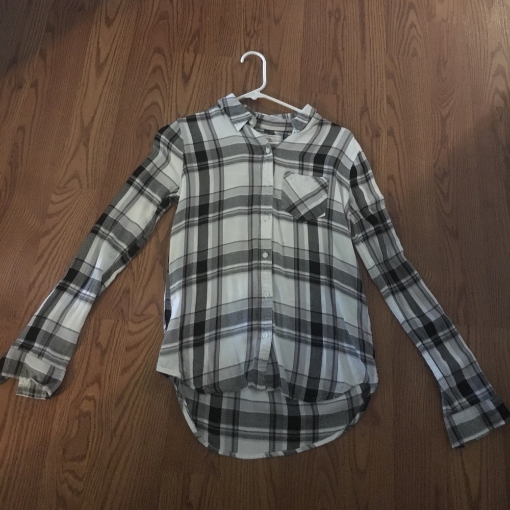 Black and white button up shirt