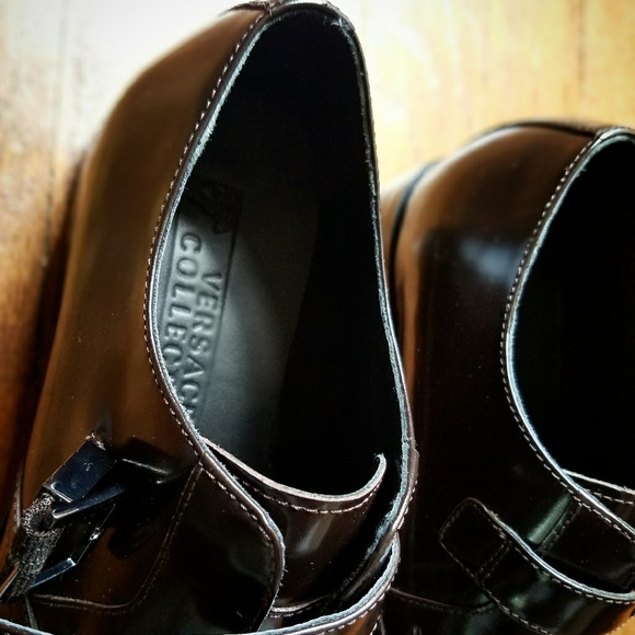 men's versace shoes - Picture 2 of 8