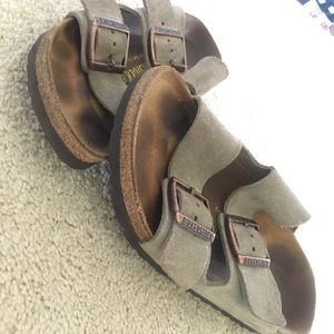 Birkenstock Arizona Style in Suede