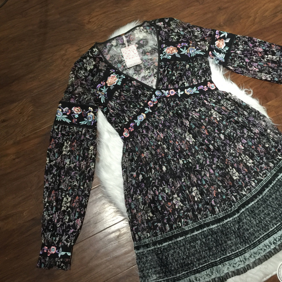 Free People Dresses & Skirts - NWT Free People Cherry Blossom Mini Dress Sz 2