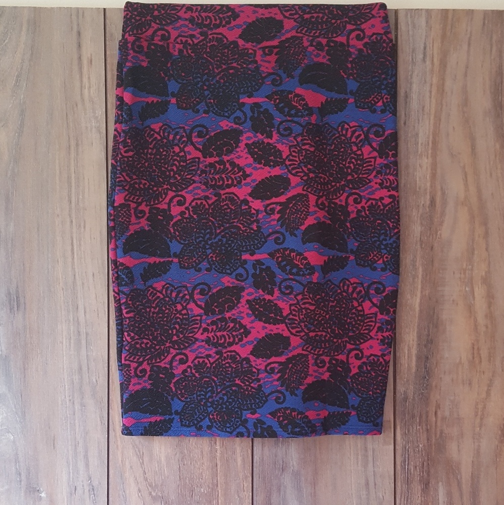 XS LuLaRoe Cassie