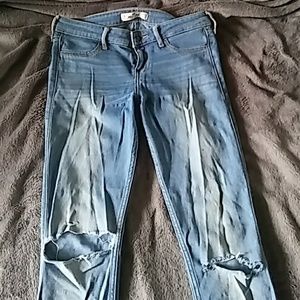 Hollister jeans size 3