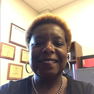 Meet your Posher, Sandy