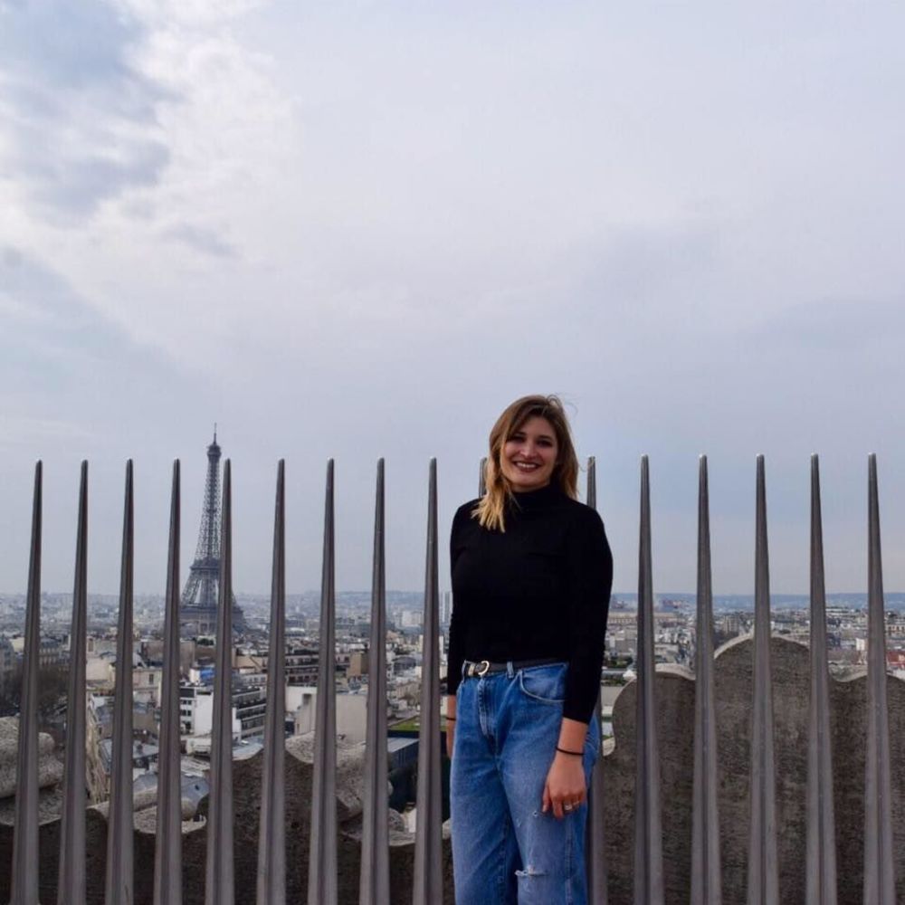 Meet your Posher, Chloe