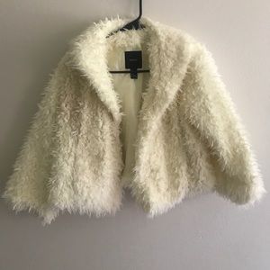 Fur quarter length sleeve jacket