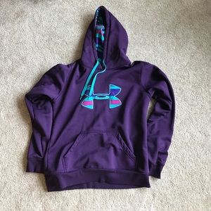 Under armor sweatshirt!