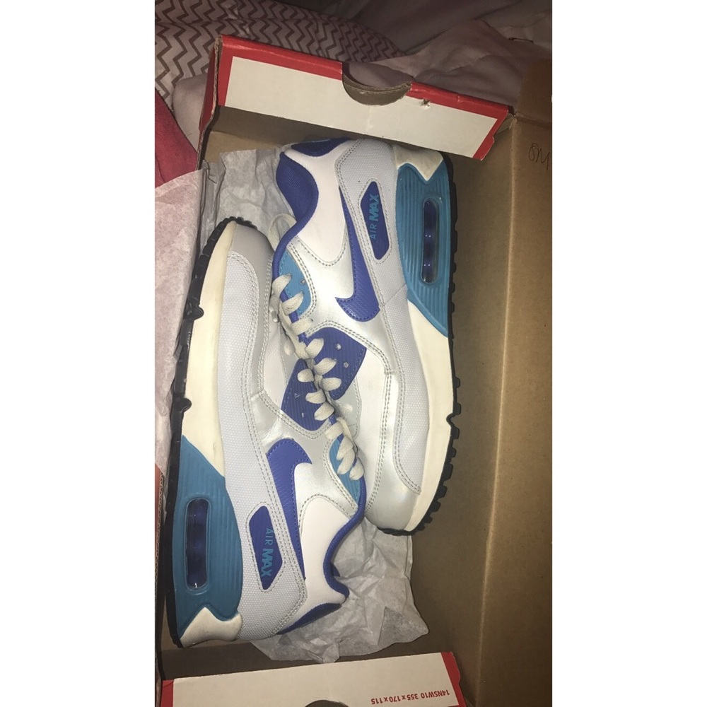 Air max 90 (GS) youth size 6.5 women size 8.5