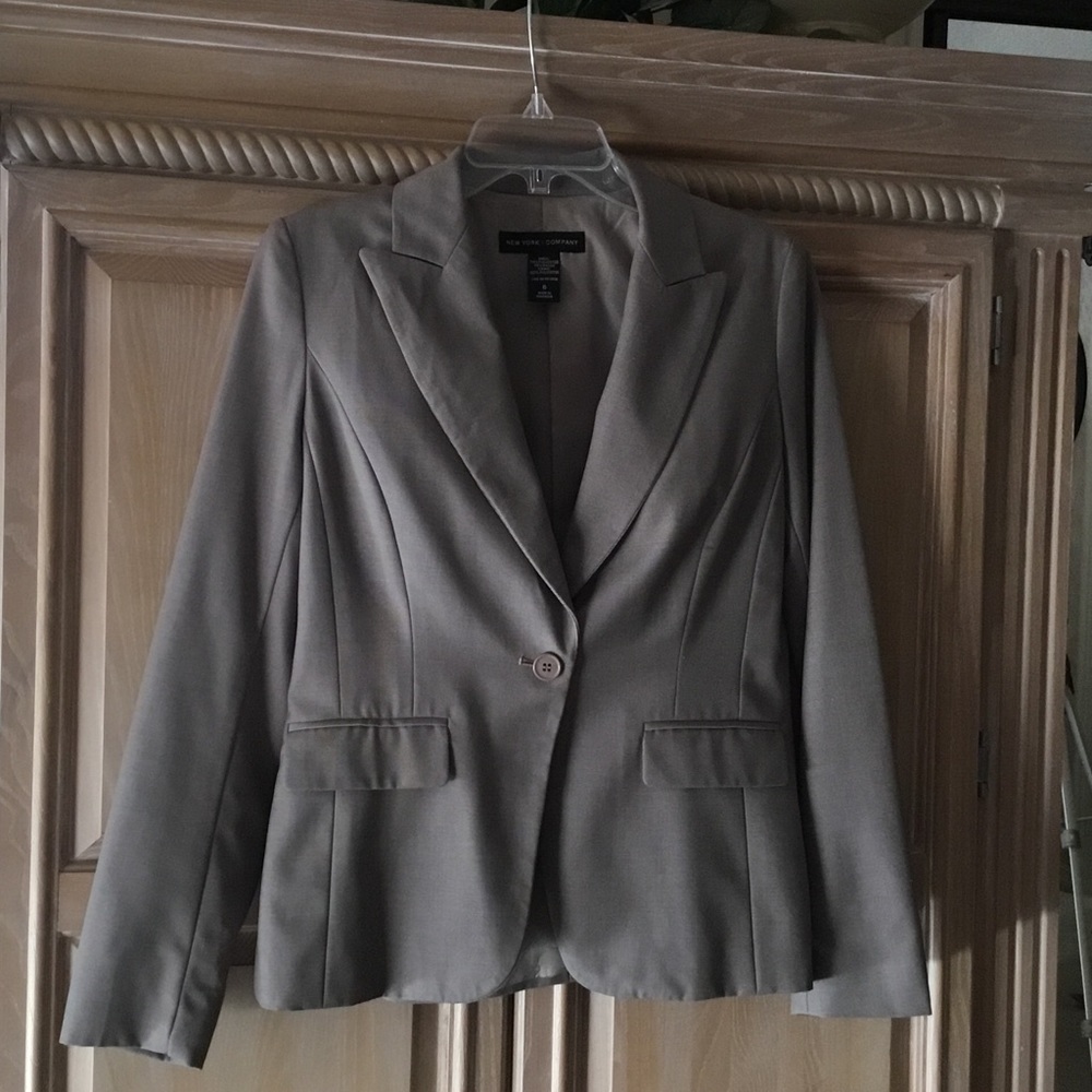 New York and Company taupe Blazer