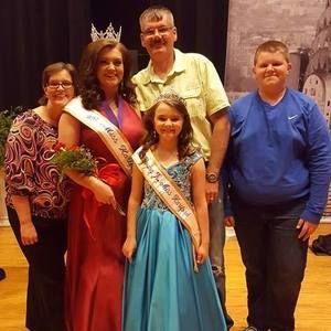 Meet your Posher, Deni