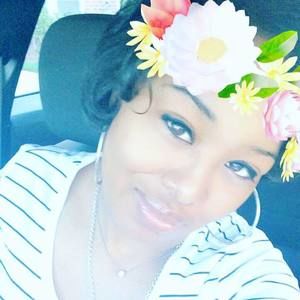 Meet your Posher, Ebony