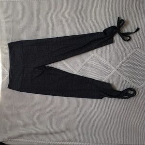 Scorpio Sol Grey Workout Capris