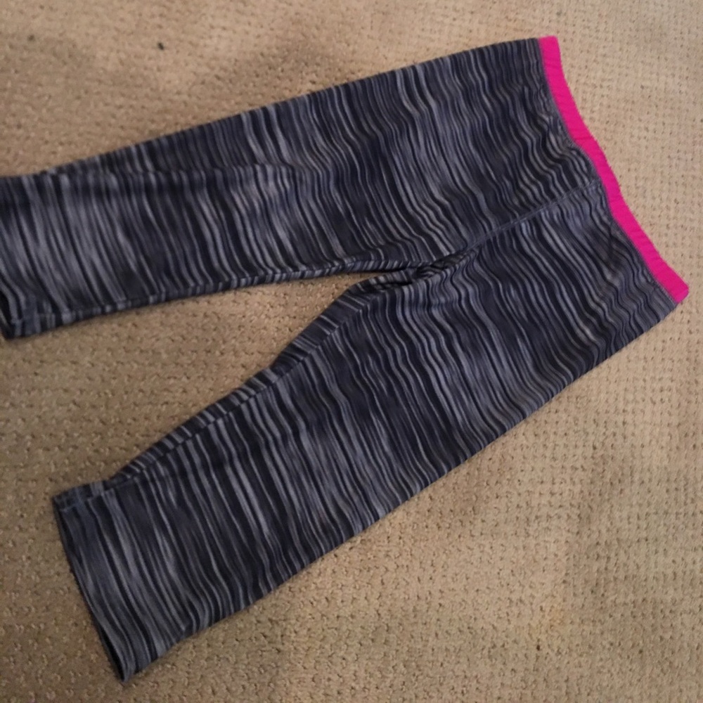 Cute Cropped Leggings