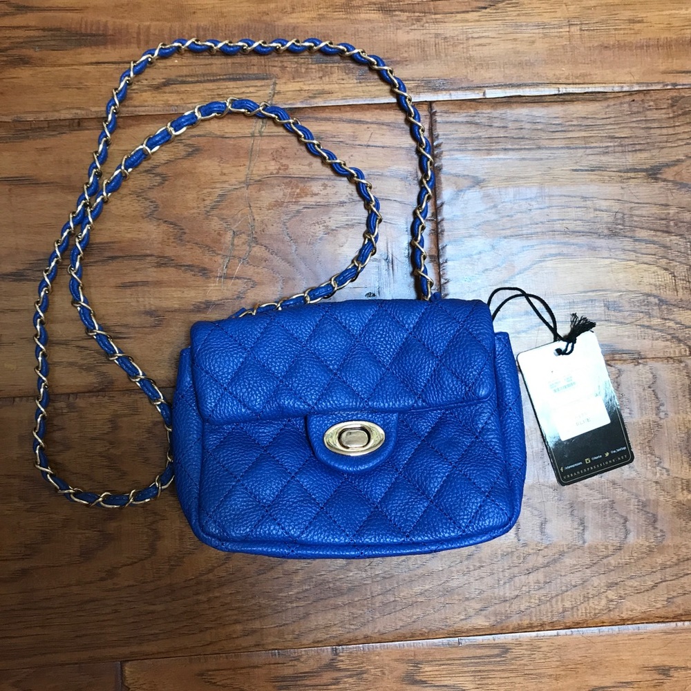 Blue urban expression purse