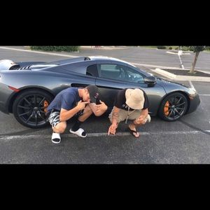 Meet your Posher, Derek