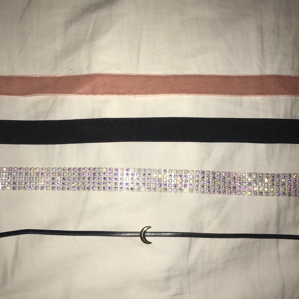 Chokers - Picture 2 of 2