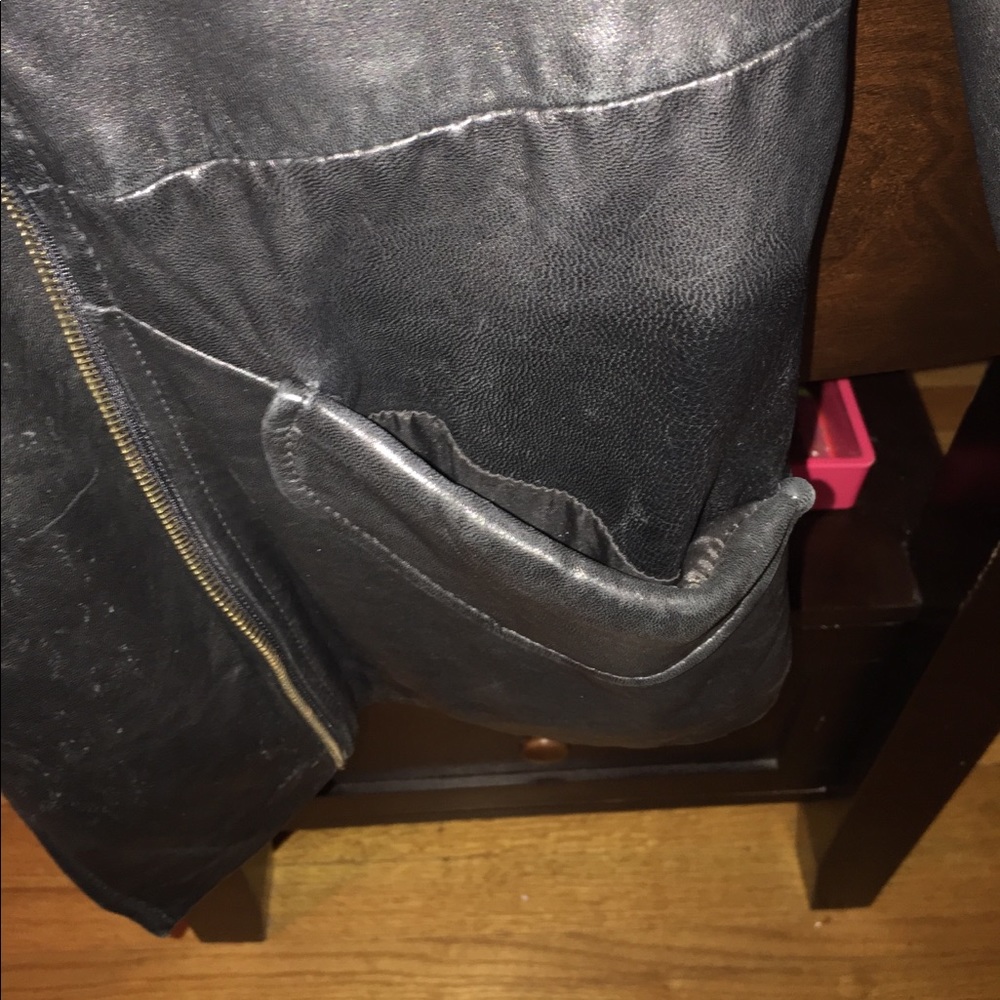 Leather coat - Picture 4 of 4