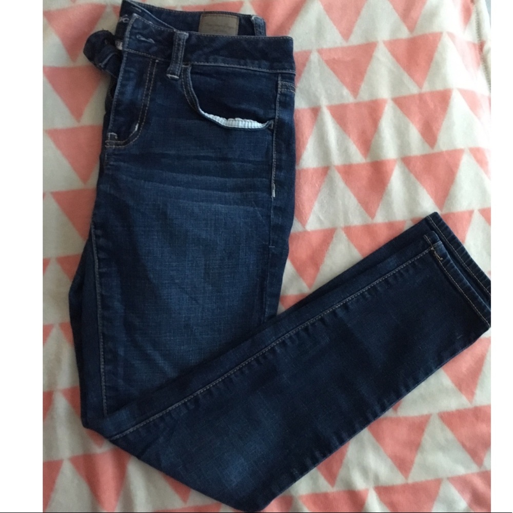 American Eagle dark blue skinny jeans