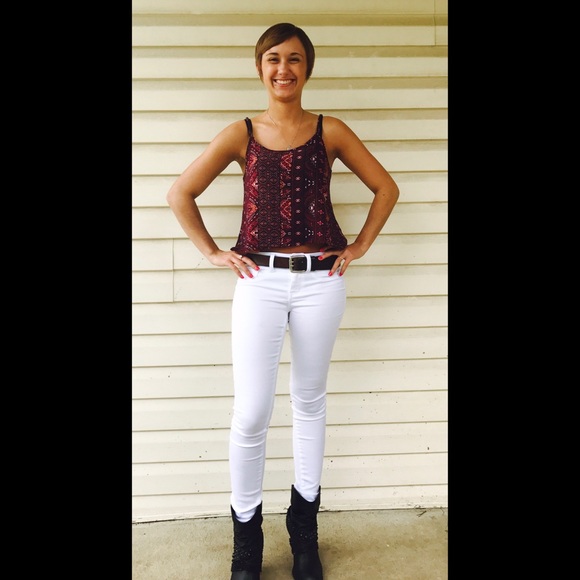 Meet Your Posher, Erin - Picture 4 of 7