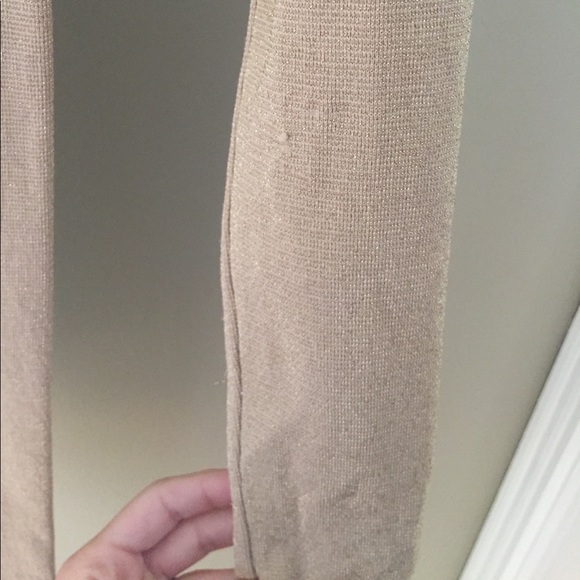 gold shimmer body con dress with keyhole back - Picture 5 of 5