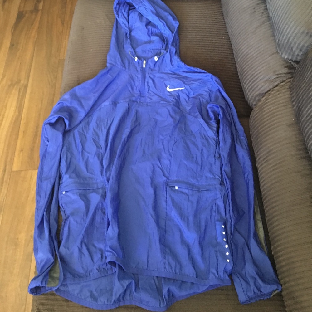 Nike Rain Pullover Jacket