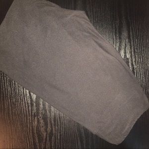 EUC Solid black Lularoe leggings UNICORN! T&C