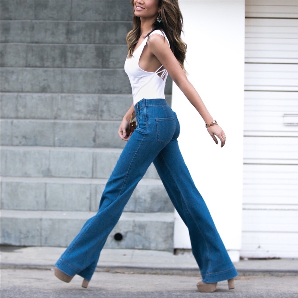 mid rise flare jeans!!